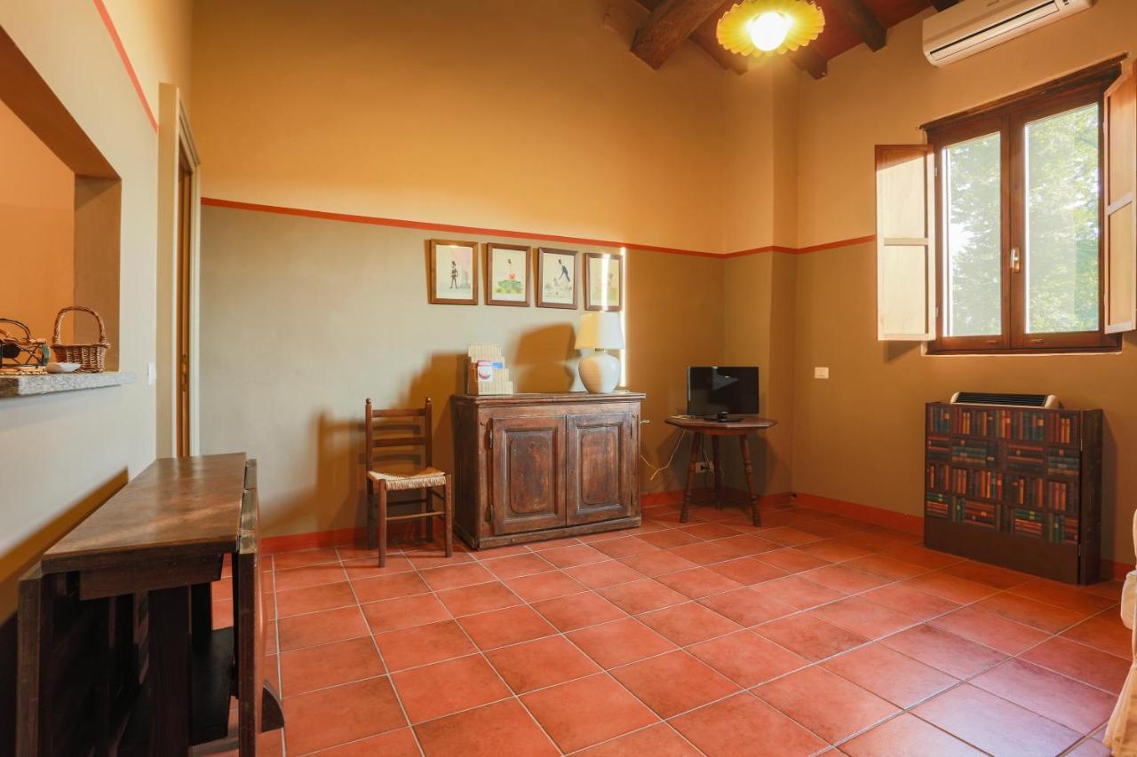 Agriturismo Le Corti Della Gualdana Вогера Экстерьер фото