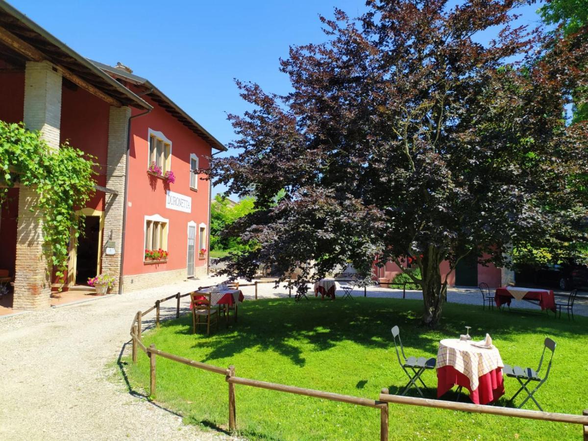 Agriturismo Le Corti Della Gualdana Вогера Экстерьер фото