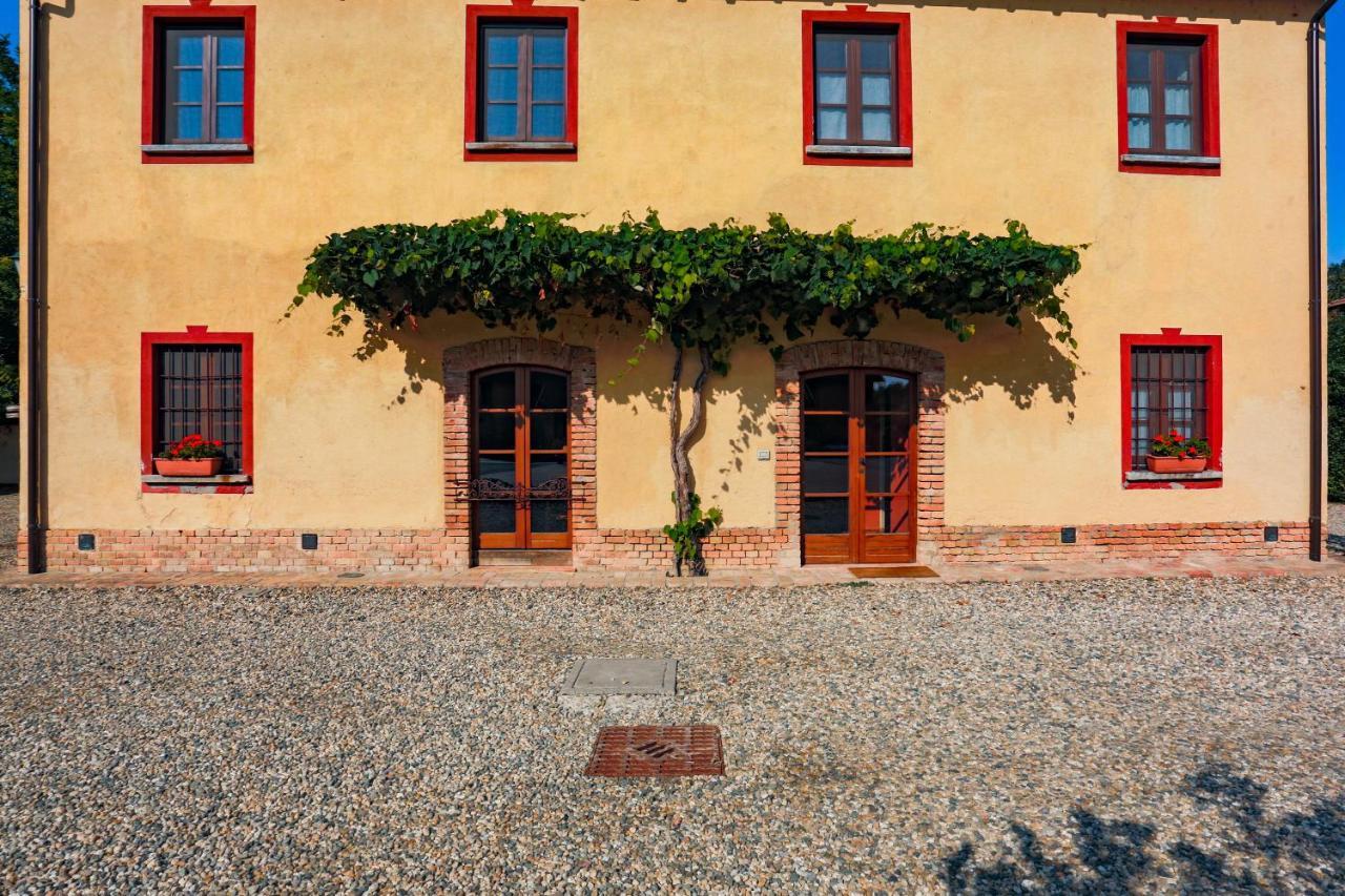 Agriturismo Le Corti Della Gualdana Вогера Экстерьер фото