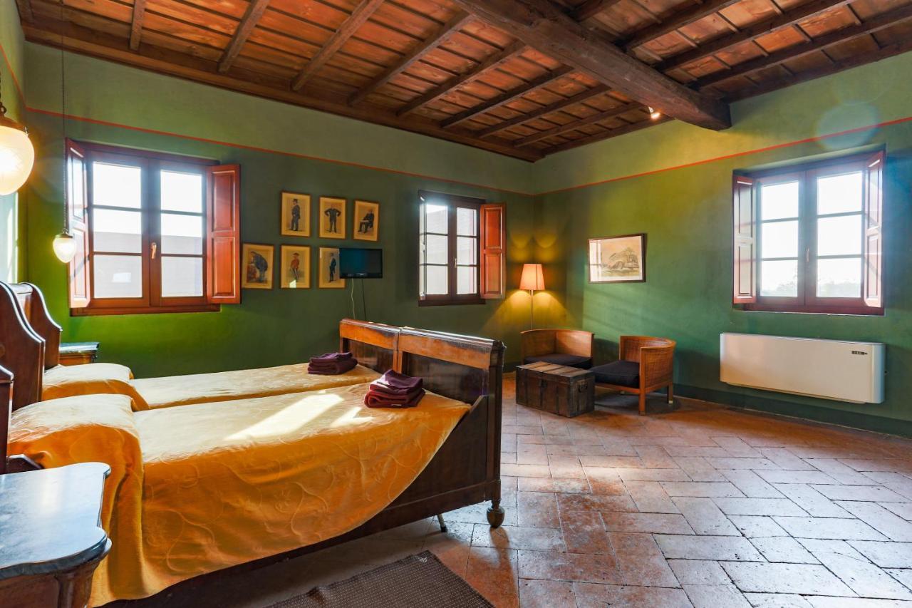 Agriturismo Le Corti Della Gualdana Вогера Экстерьер фото
