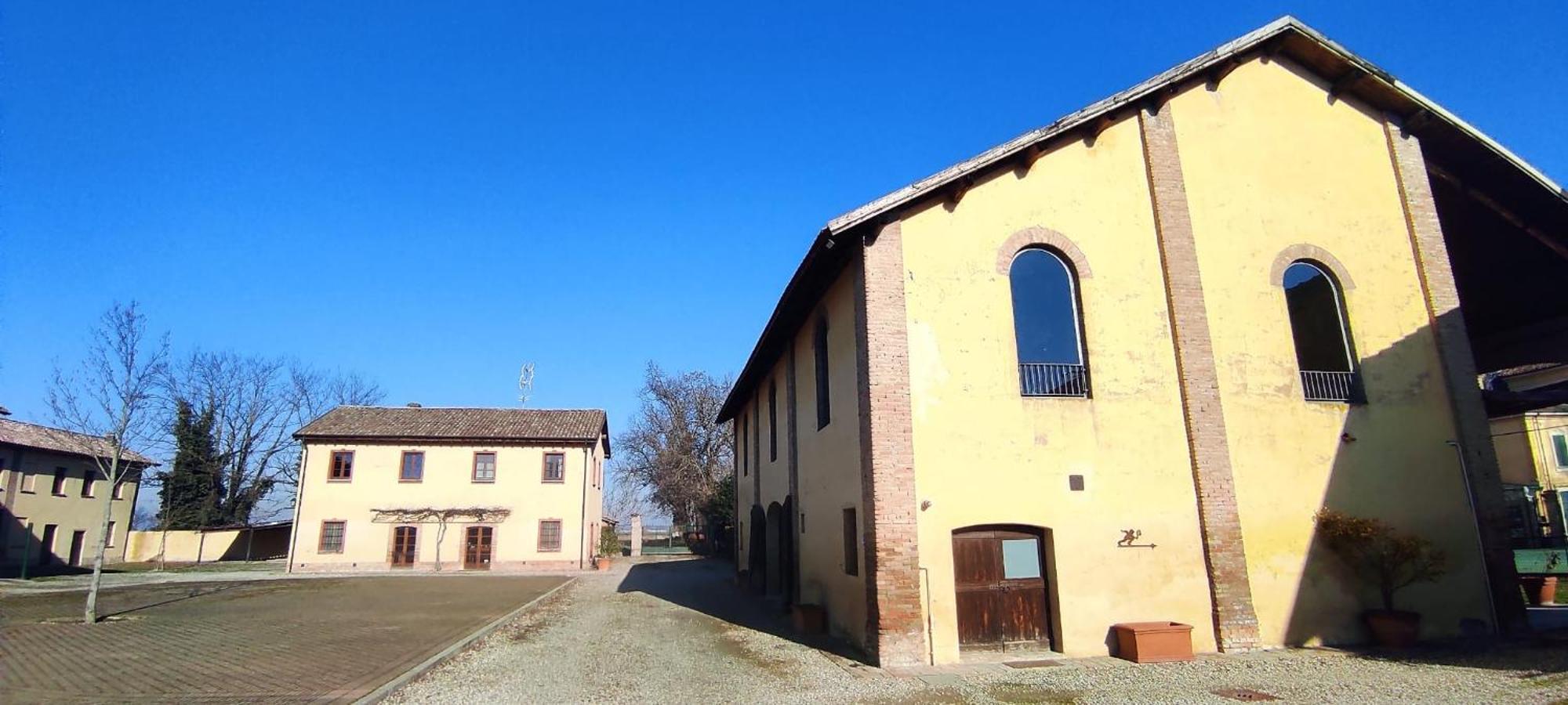 Agriturismo Le Corti Della Gualdana Вогера Экстерьер фото