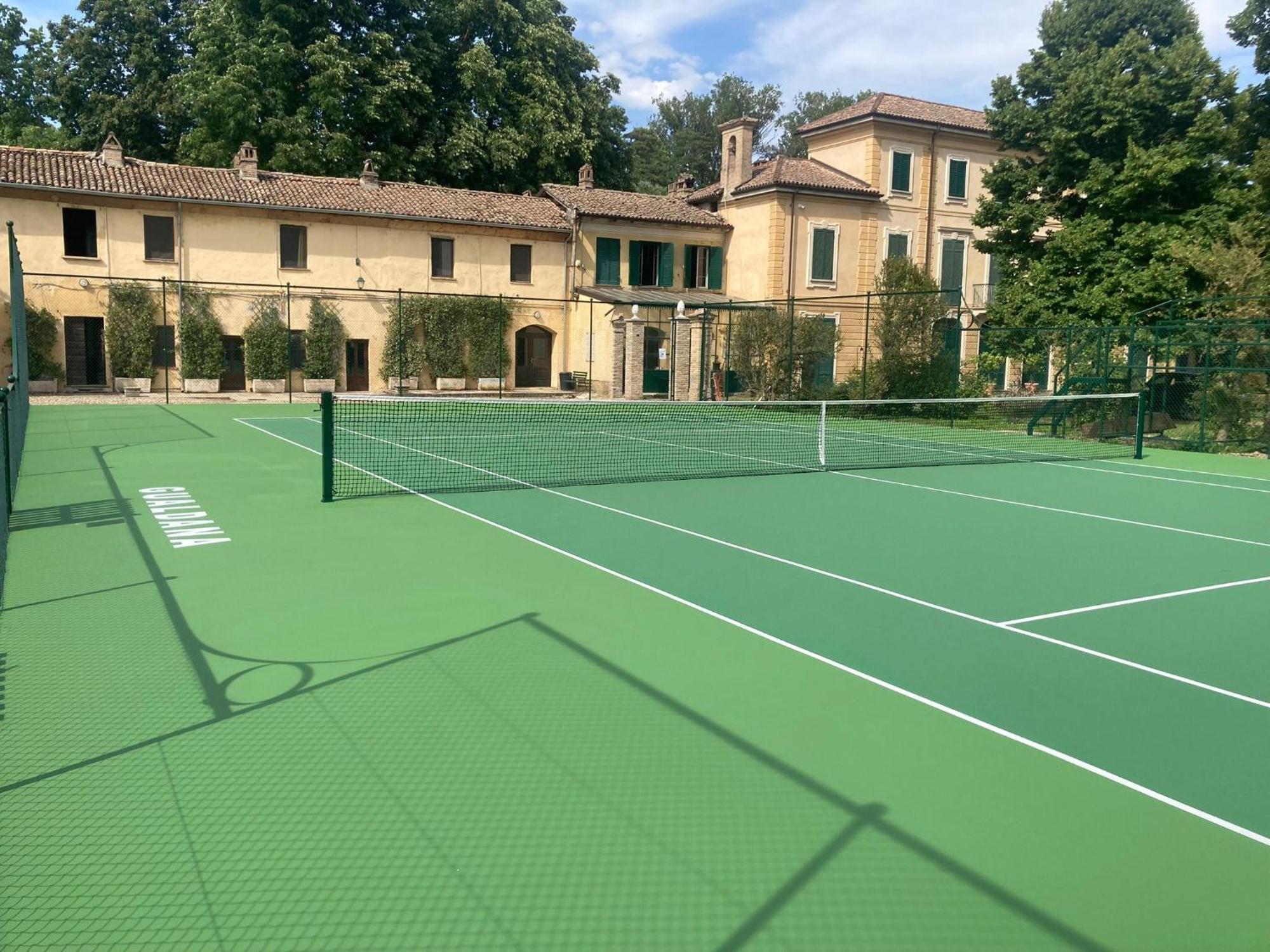 Agriturismo Le Corti Della Gualdana Вогера Экстерьер фото
